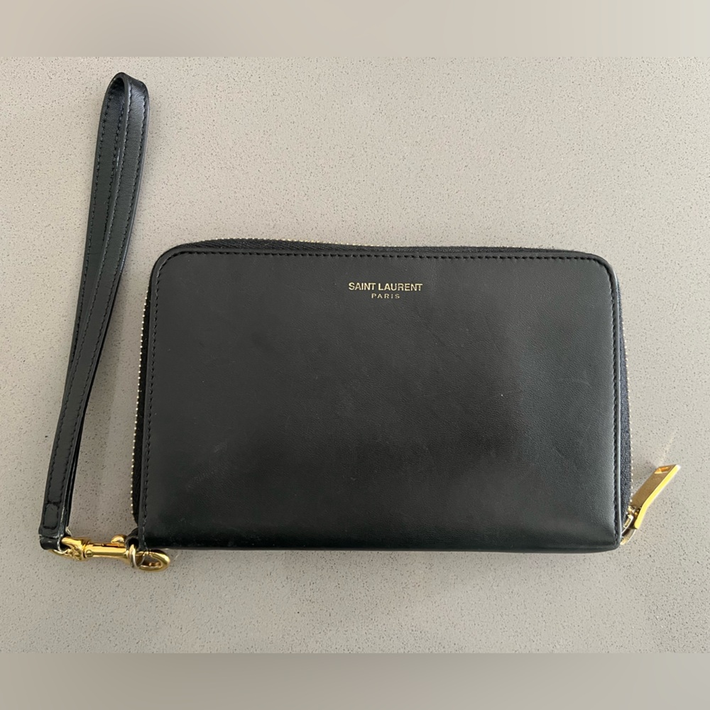 Saint Laurent Black Leather Wallet / Wristlet